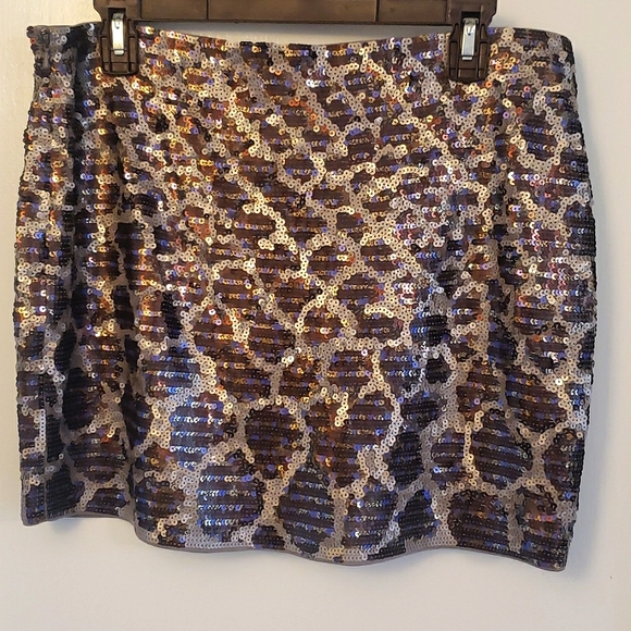 💃❤️‍🔥🥂Express Sequin Mini Skirt sz M - Picture 3 of 11